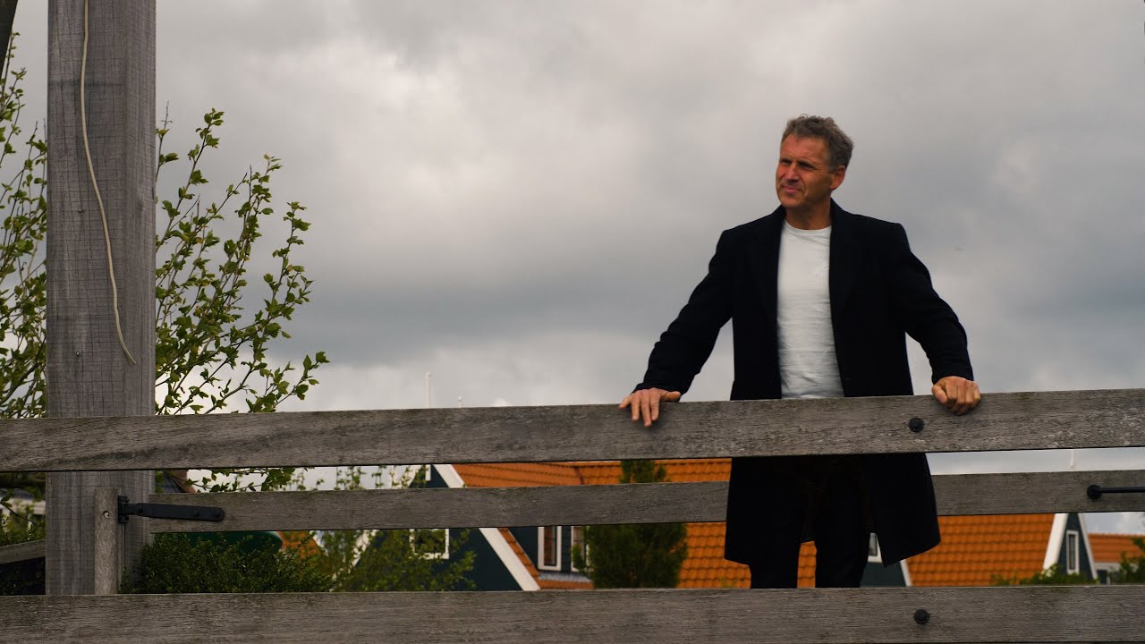 Pierre van Dam - Ik heb jouw foto van de muur getrokken (Officiële videoclip)