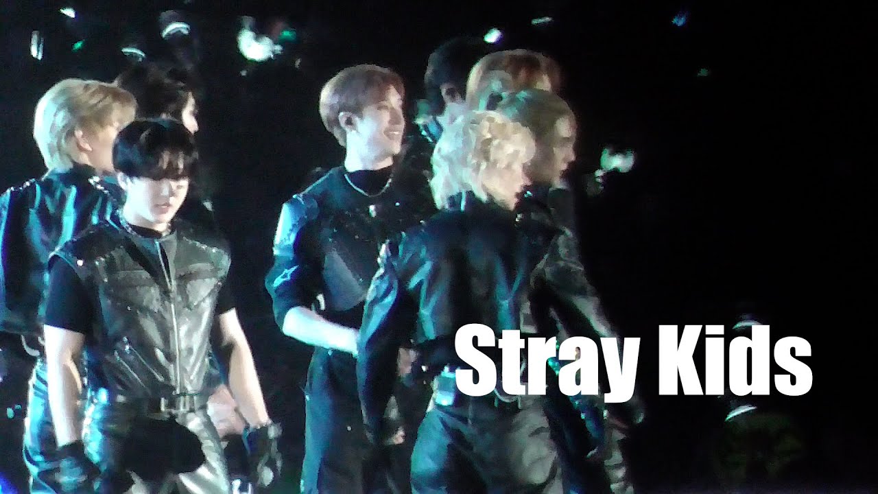 Stray Kids 231209MUSIC BANK GLOBAL FESTIVAL Felix Focus  'Super Bowl~Social Path (feat. LiSA) '