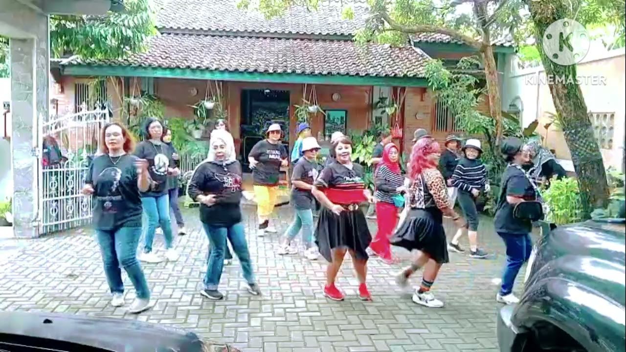 CHA CHA MI AMORE / LINE DANCE / CHOREO BY JUNGHYE YOON 