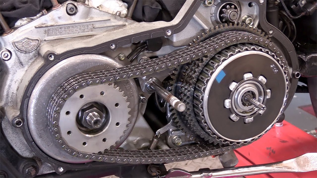 Harley Sportster, снятие троса сцепления и первичного корпуса!