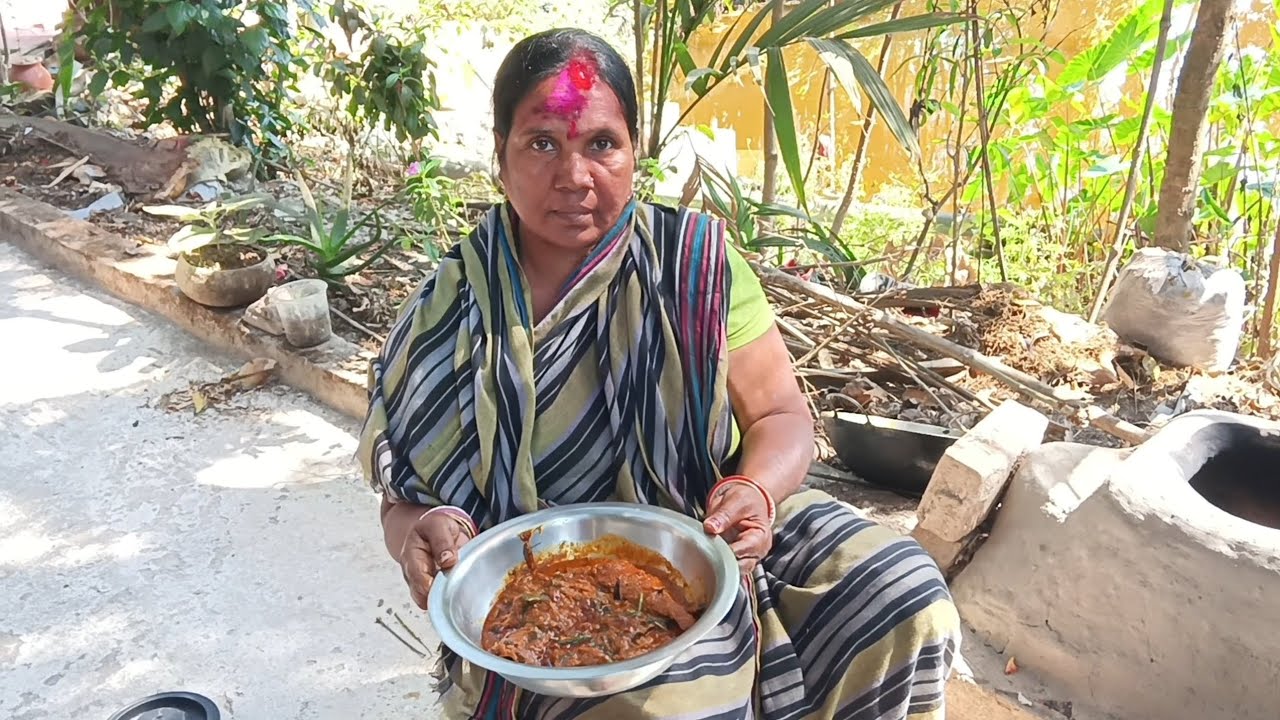 রং  খেলার পর রান্না বান্না /সাথে কুল মাখা 