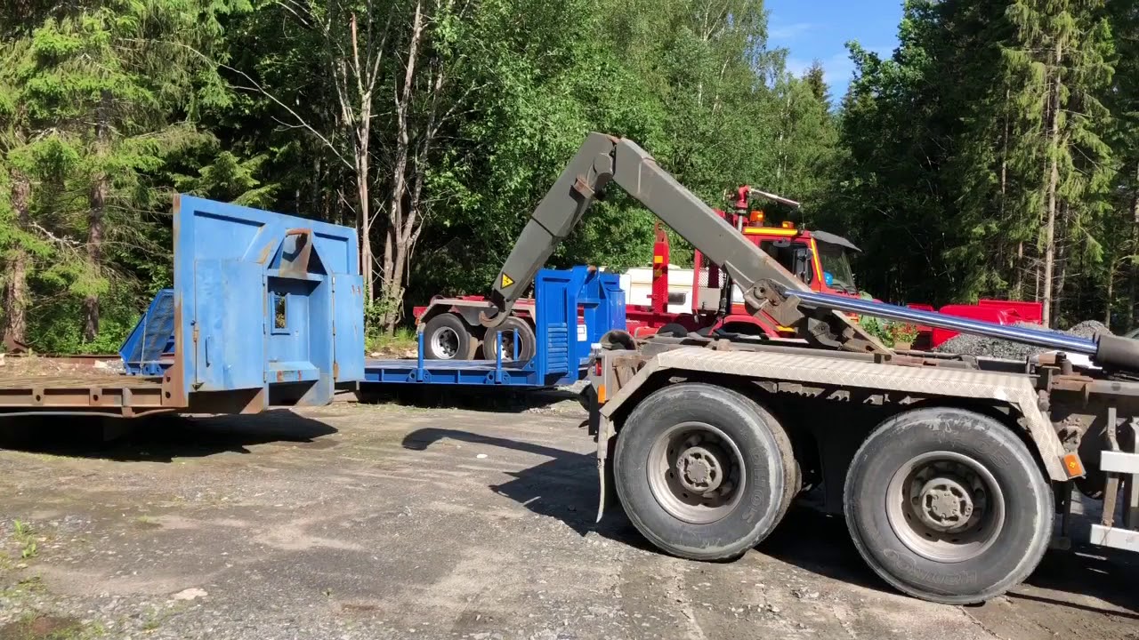 K&ouml;p Volvo FH12 krokbil -02 inkl maskinflak p&aring; Klaravik.se