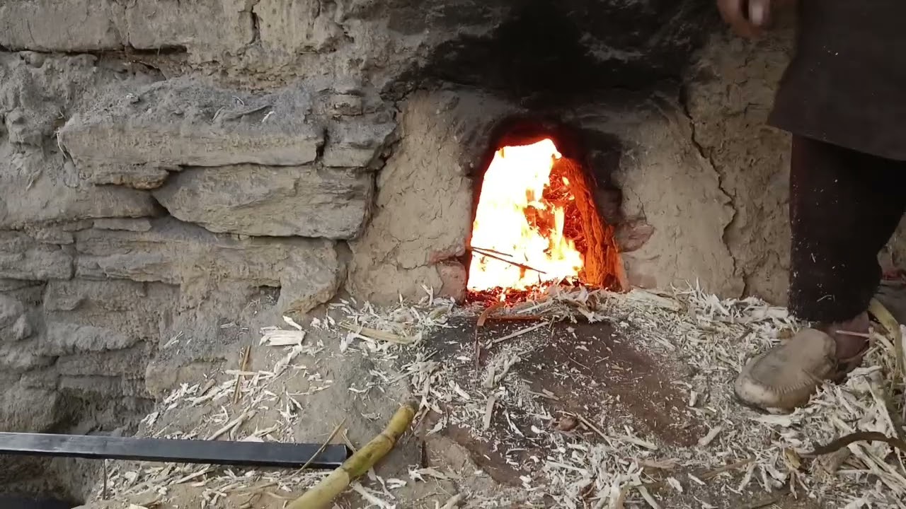 Gurh preparation process from sugarcane crushing to Gurh making...