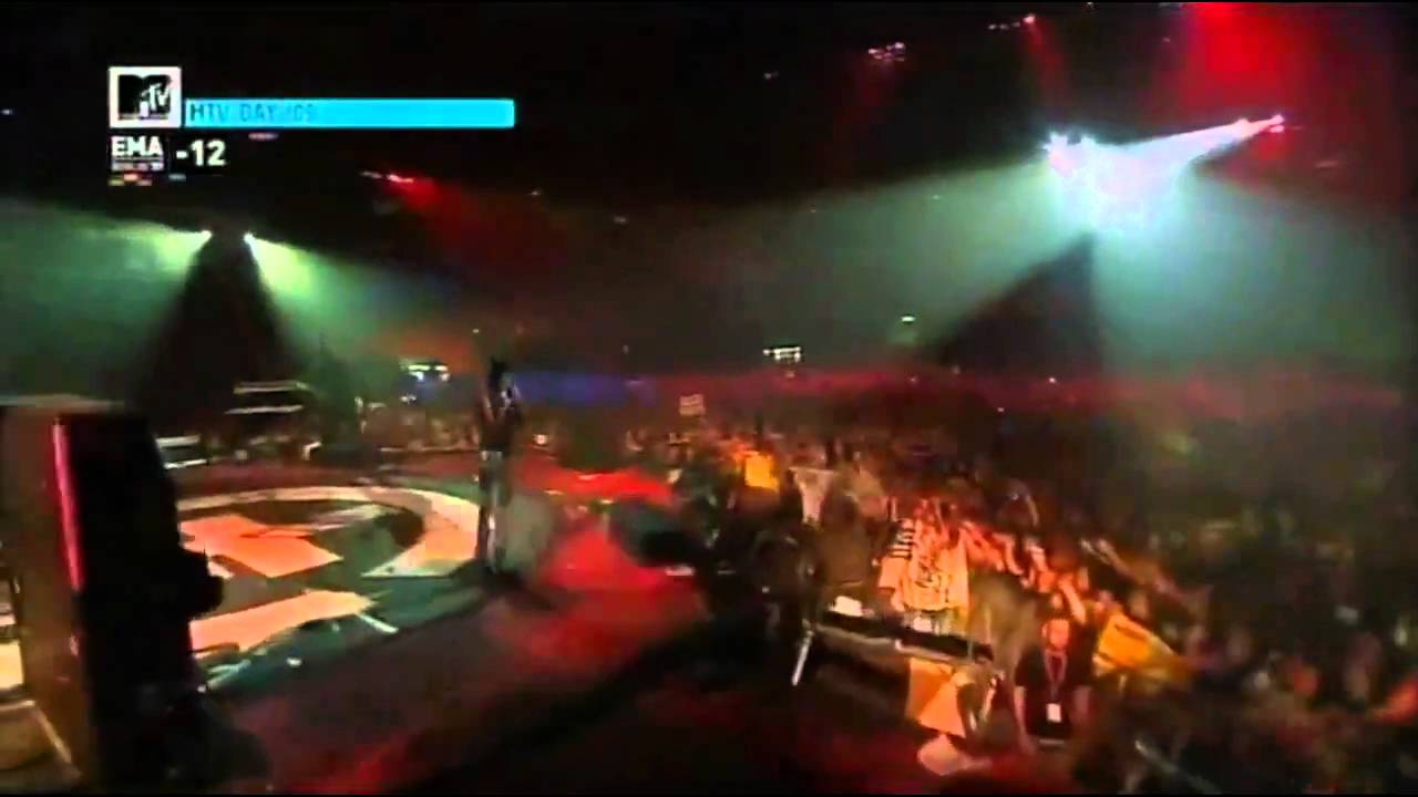 Tokio Hotel - Dark Side Of The Sun Live MTV Day 2009