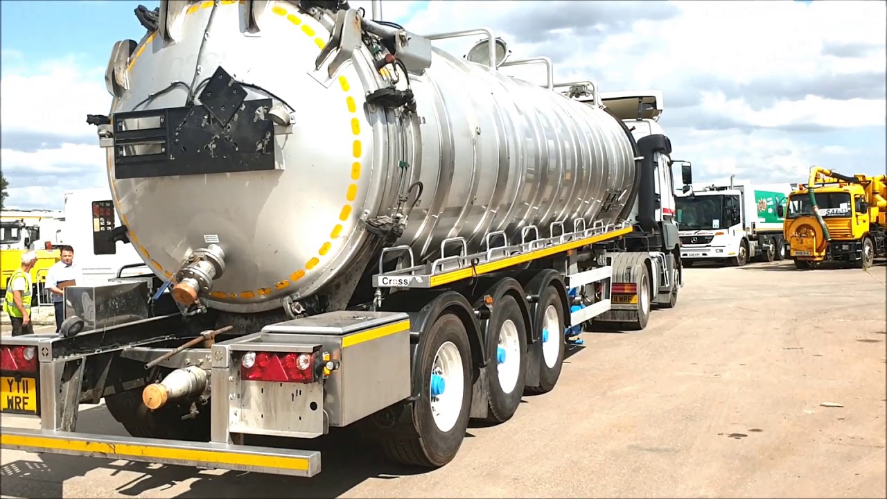 71 2013 Crossland ADR Stainless Steel Vacuum Tanker