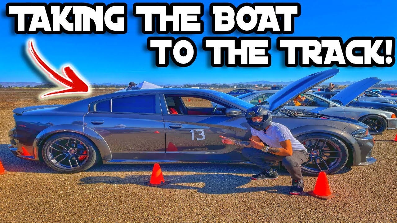 TRACK DAY IN MY DODGE CHARGER 392 SCAT PACK WIDEBODY! RACE VS FBO MUSTANG 5.0!