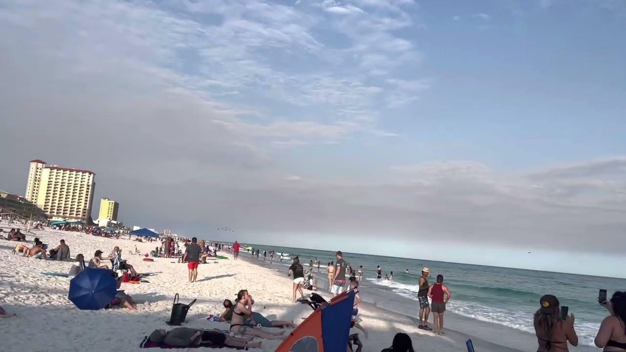 Blue angels beach buzz Pensacola beach 4/23/23