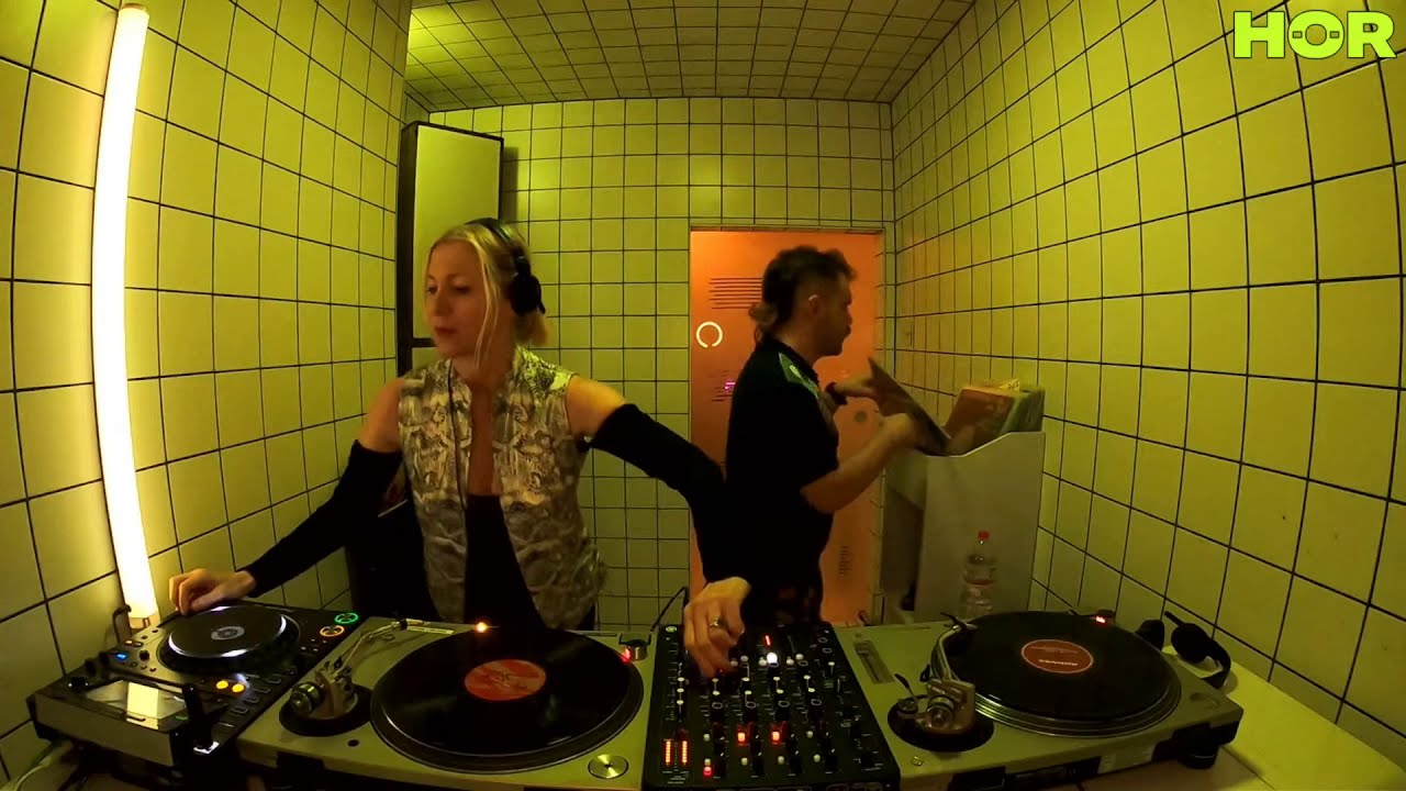 MODEL 1.4 - Ellen Allien B2B Héctor Oaks / January 22 / 5pm-6pm