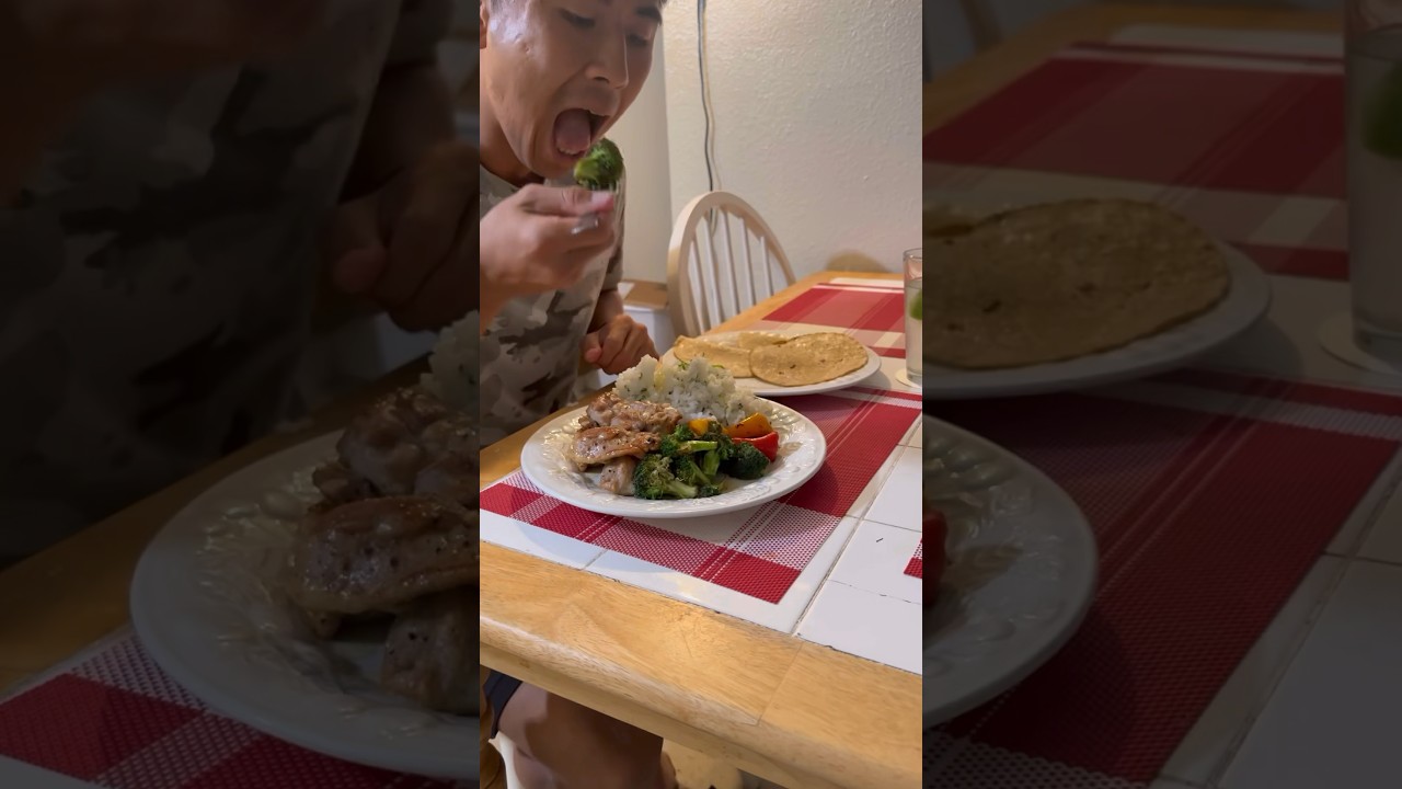 What I Eat in a Day as a Pro Footballer #footballer #food #cooking