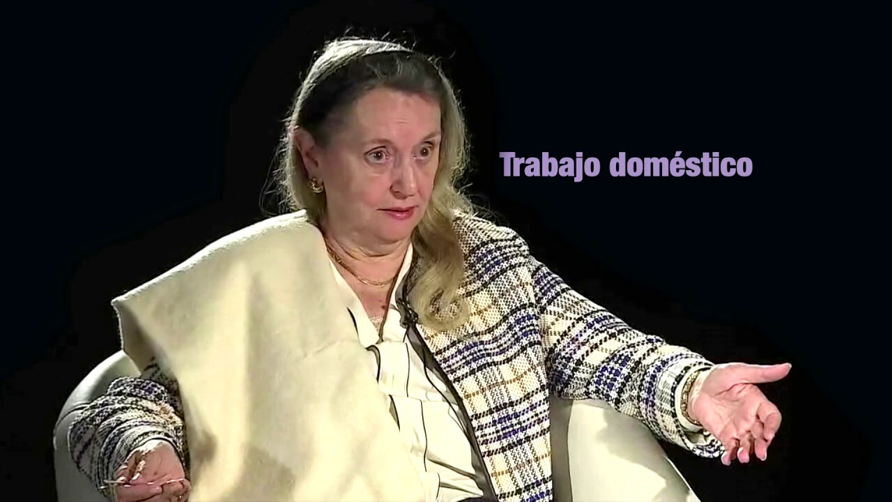 Amelia Valc&aacute;rcel