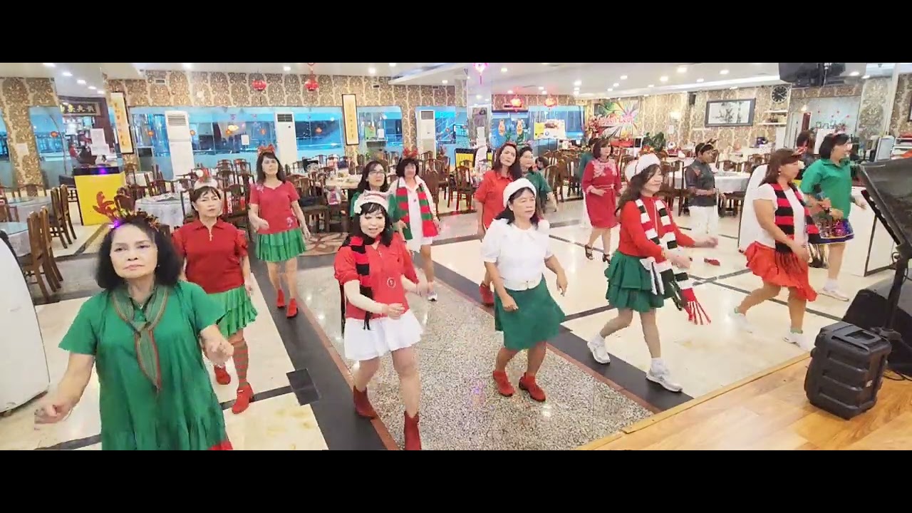 Line Dance - Jingle Bell Christmas Times 2025 -  Choreo : Adelaine Ade (INA)