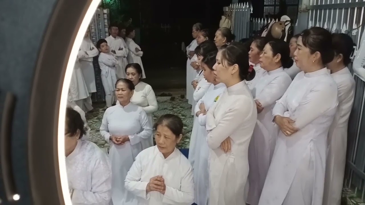 kinh cầu Bà con thân bằng cố hữu đã quy liễu .