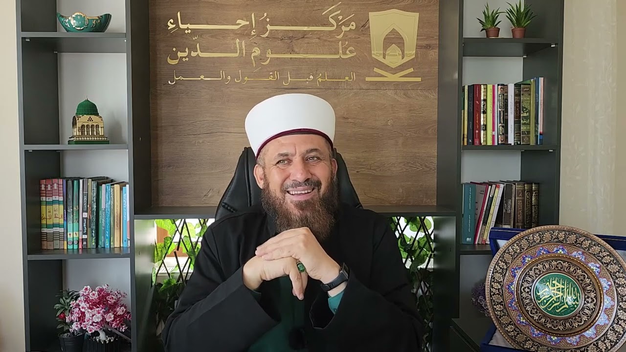 هل صحيح أن أبا حنيفة رضي الله كره التوسل كما تزعم الفرقة الوهابية؟