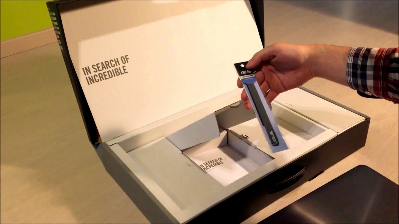 Unboxing ASUS N551VW-FY195T-BE - Tweakers.net
