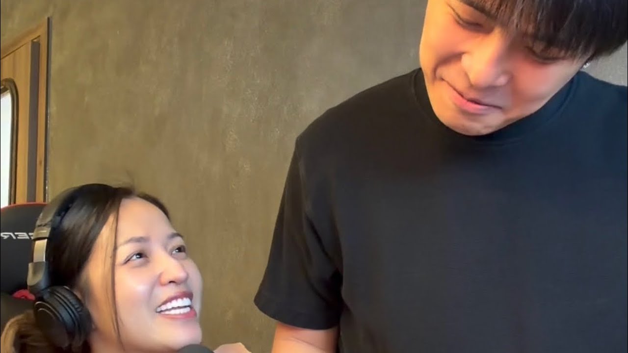 Cô ca sĩ kiên trì và anh phòng thu nghị lực 😆