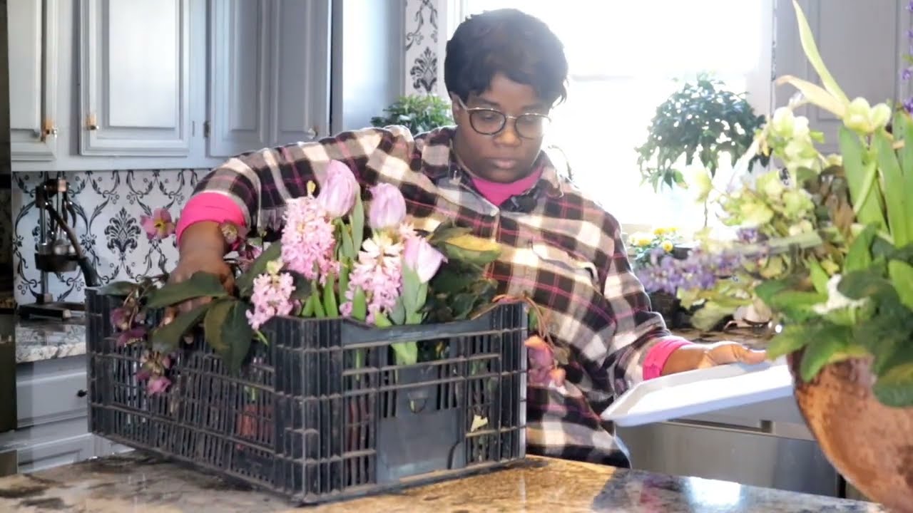 Spring Container Inspiration with Cheerful Color 🌸 Seed Haul + Pansy and Foxglove 🙌🏾 //Garden Queen