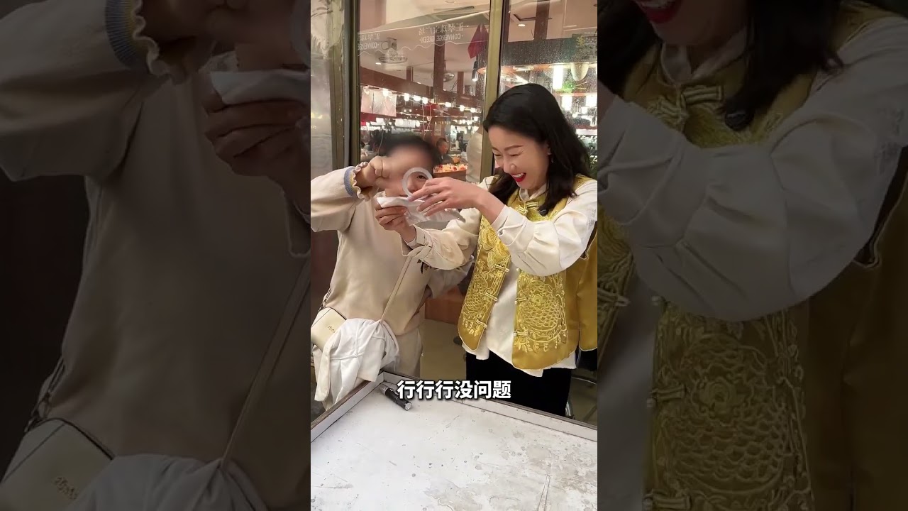 翡翠手镯定制➕line-@878yjxlg！纯净白月光手镯，很开心今天能帮姐妹完成心愿！ #翡翠 #珠宝玉石 #翡翠陪逛 #陪逛街服务 #手镯