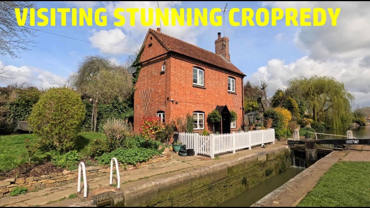 18 narrowboat life UK - Visiting Stunning Cropredy