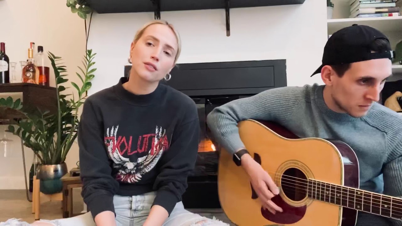 Torn- Natalie Imbruglia (Cover by Molly McCook)