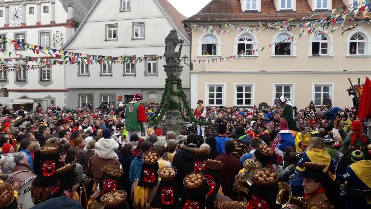 Munderkingen am 3.3.2019 - Historischer Brunnensprung