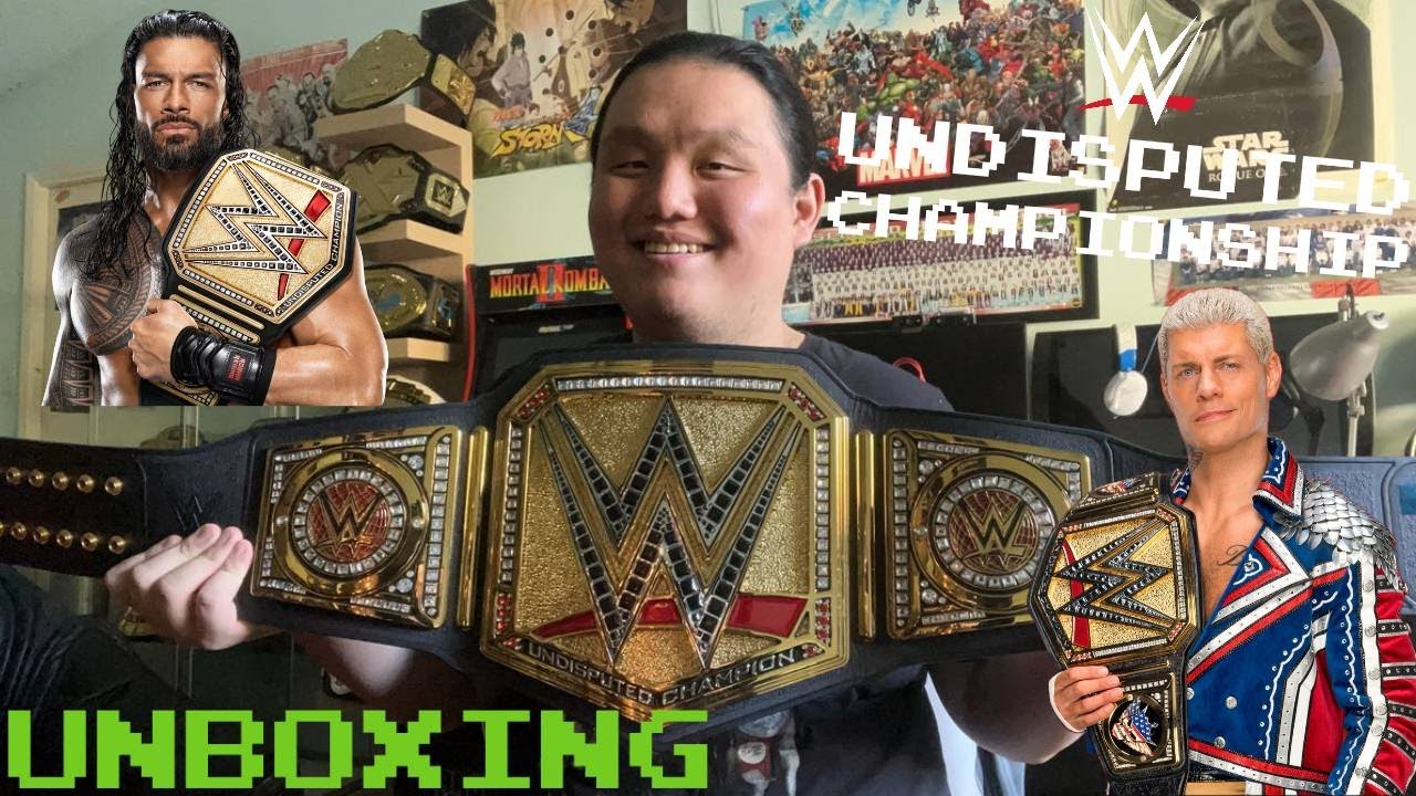 HAPPY HOLIDAYS!!! Undisputed WWE Championship Replica Title Belt (UNBOXING)