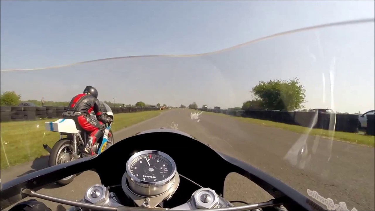 A Lap of Darley on a 1962 Manx Norton
