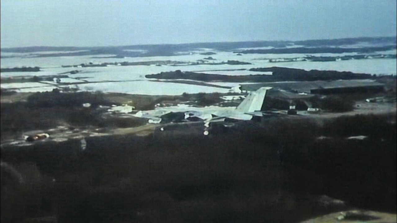 F-14 Tomcat prototype crash during maiden flight