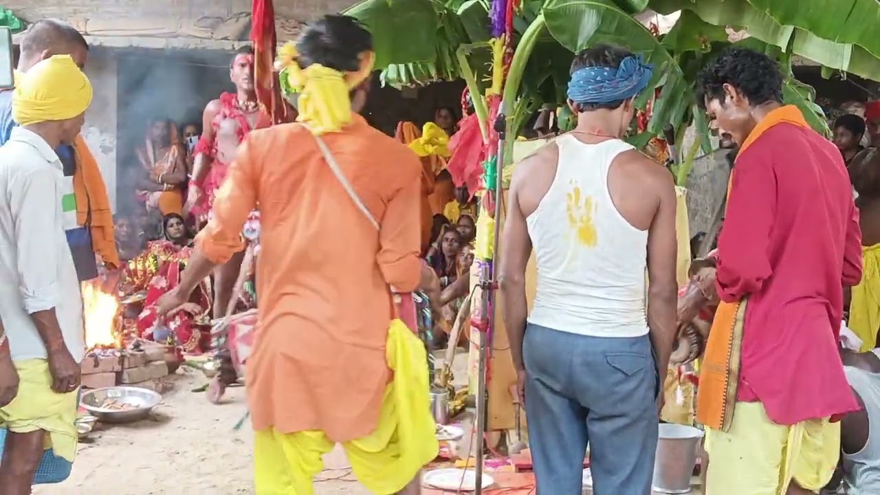 विकास भगत जी राघोपुर बड़े भाई सुनील भगत जी बाबा भूमिया का पूजा 8092366191**8235136562