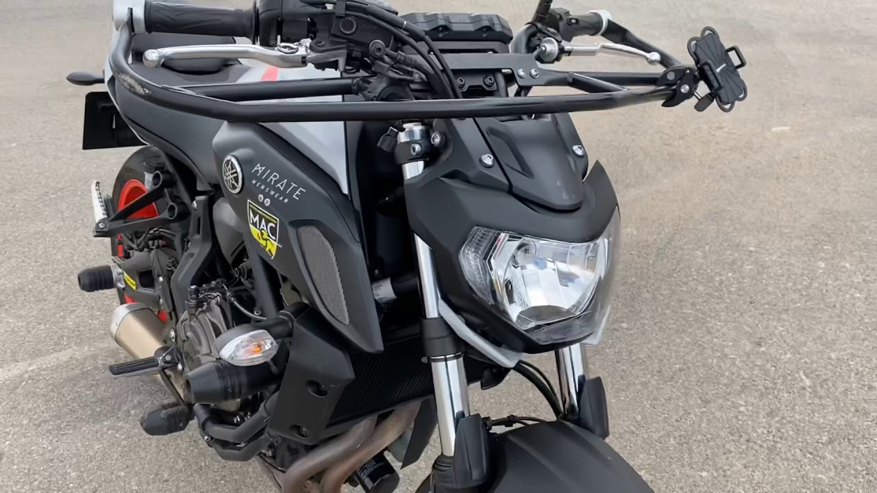 Cambiar Lámpara YAMAHA MT-07