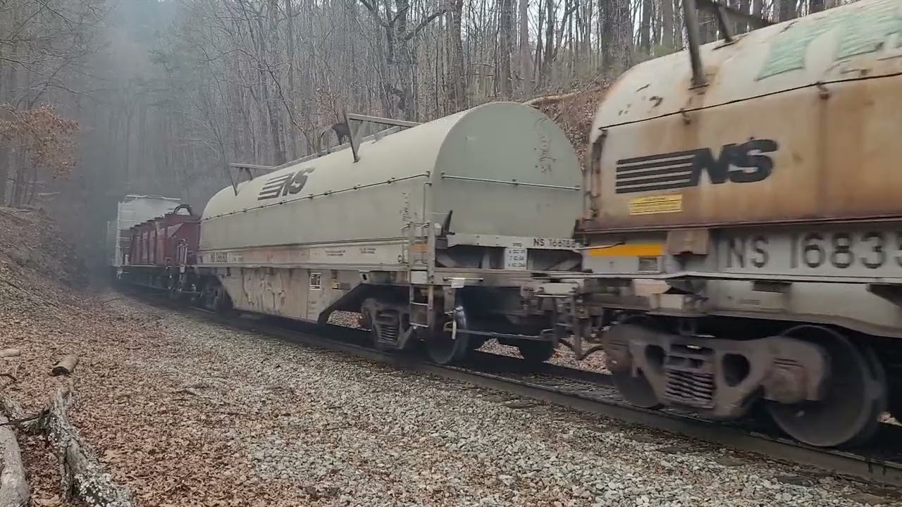 Train 379 at Coosa Tunnel 2-9-25