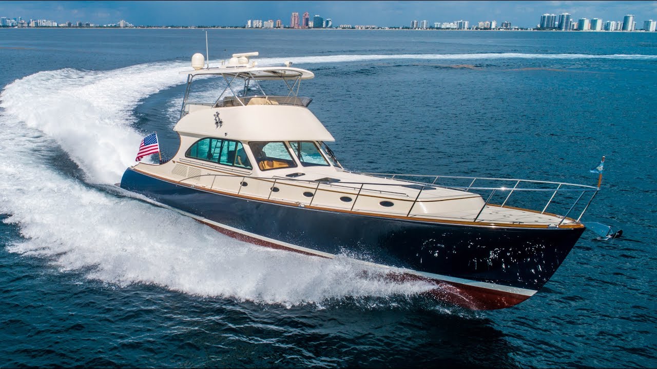 FORE ACES, 2007 55' Hinckley Talaria Flybridge Motor Yacht - For Sale