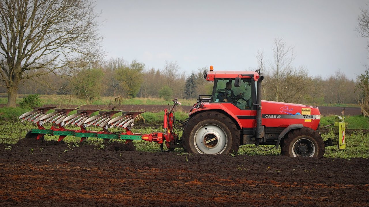 Pflügen mit 2 CASE IH MAGNUM