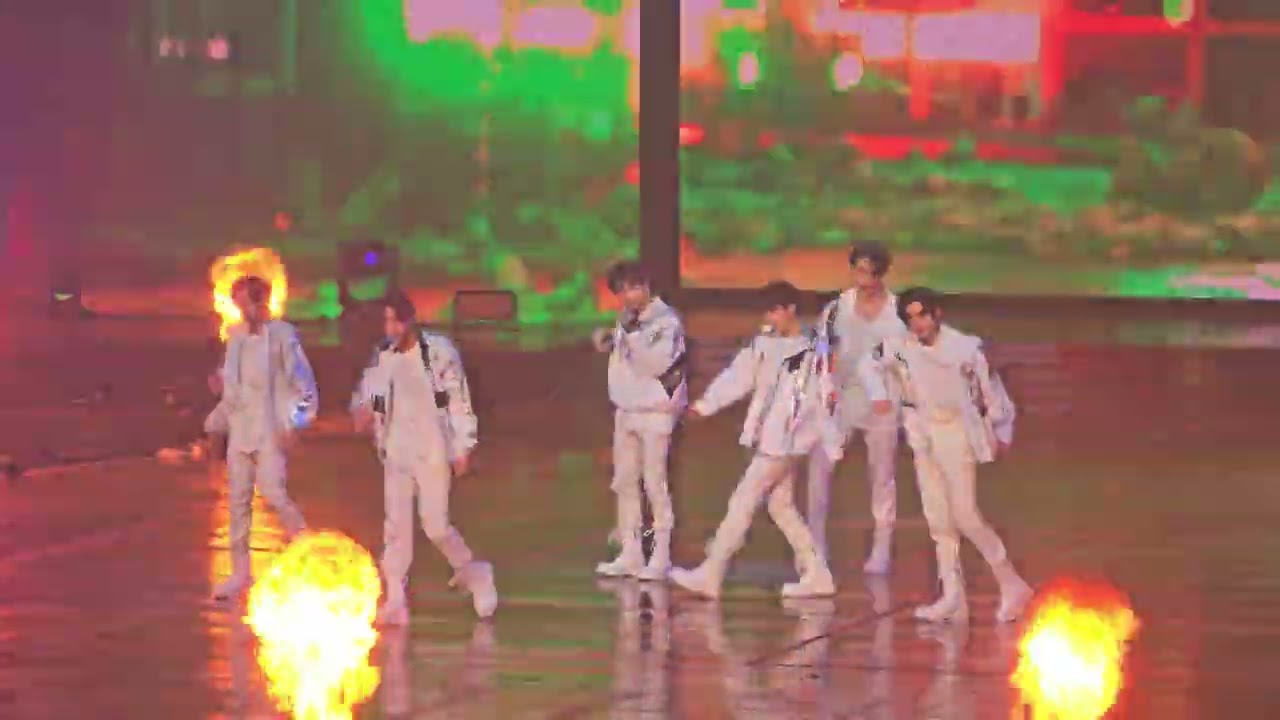 ENHYPEN - Pass the mic (FATE PLUS Seoul concert 23.02.2024 fancam)