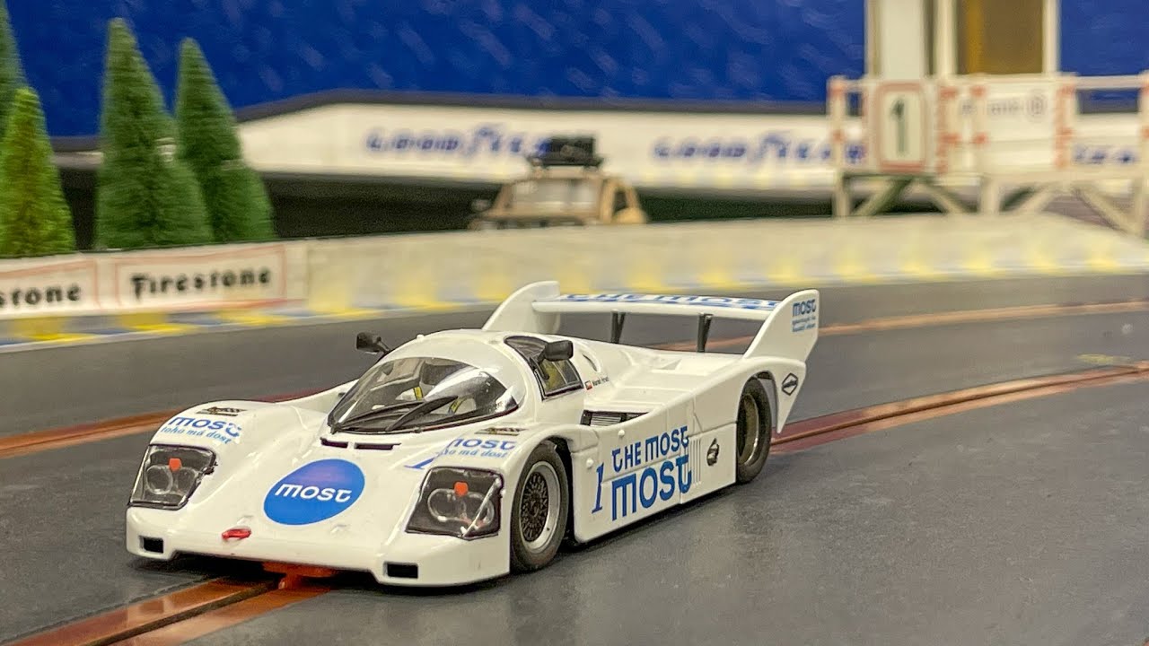 Slot racing / závody na velké autodráze v Mostě