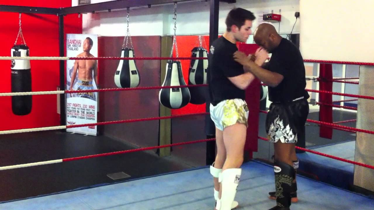 Muay Thai Minute- Drag & Pull Takedown