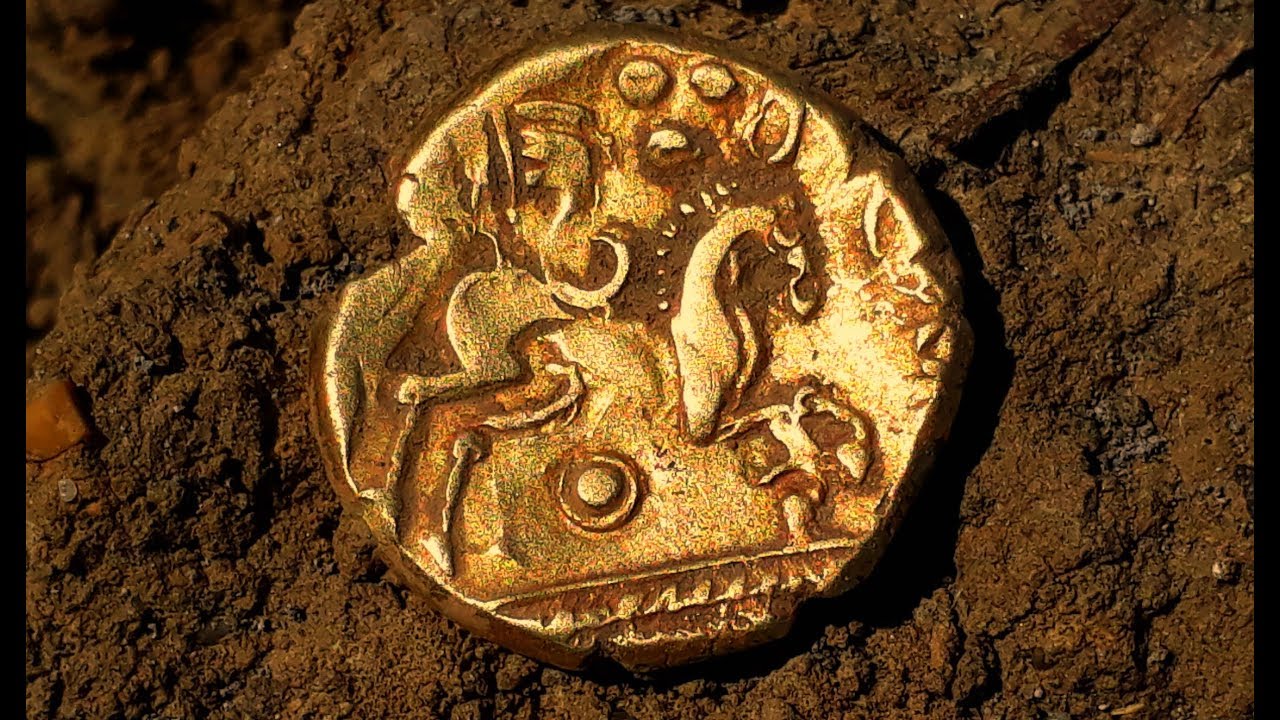 Iron Age GOLD COIN & Hammered's Galore Metal Detecting UK With XP Deus