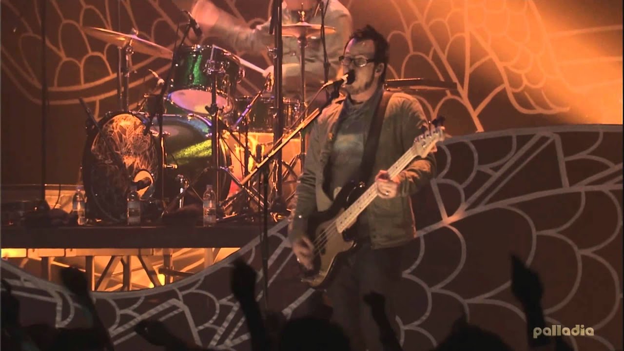 Weezer - Dope Nose (live 2005 Japan, Scott Shriner)