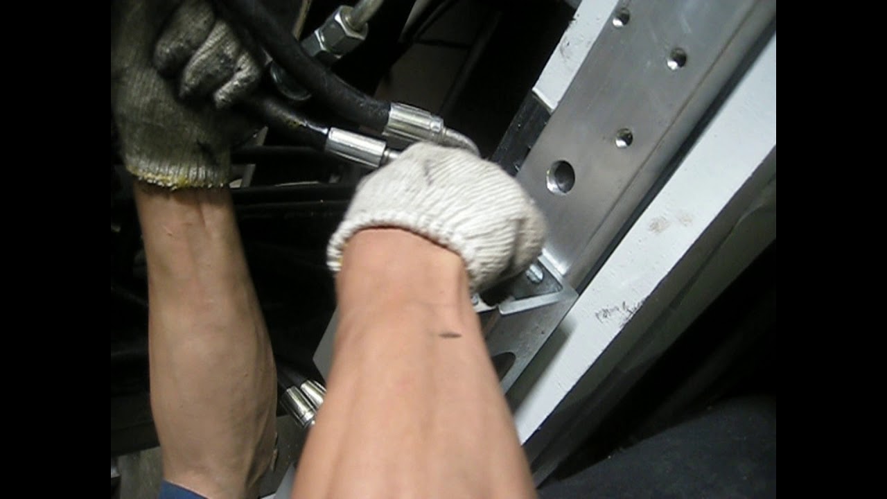 How to Install Forklift Bale Clamp?