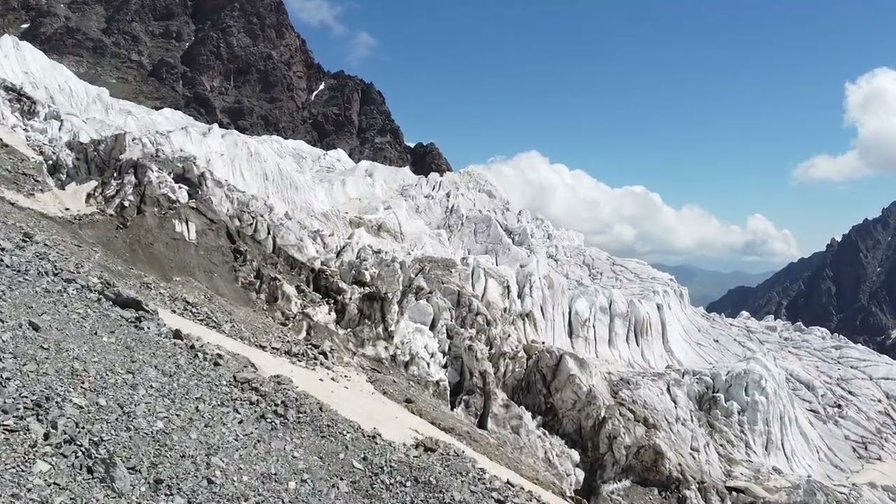 Цейское Ущелье. Часть 3. Хижина Николаева/Tsey Gorge. Part 3. Nikolaev's hut.