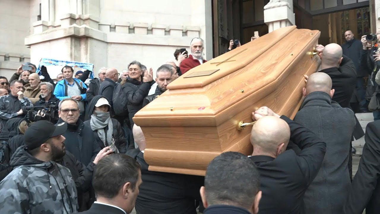 Foot: à Marseille, l'ultime hommage à Rolland Courbis | AFP