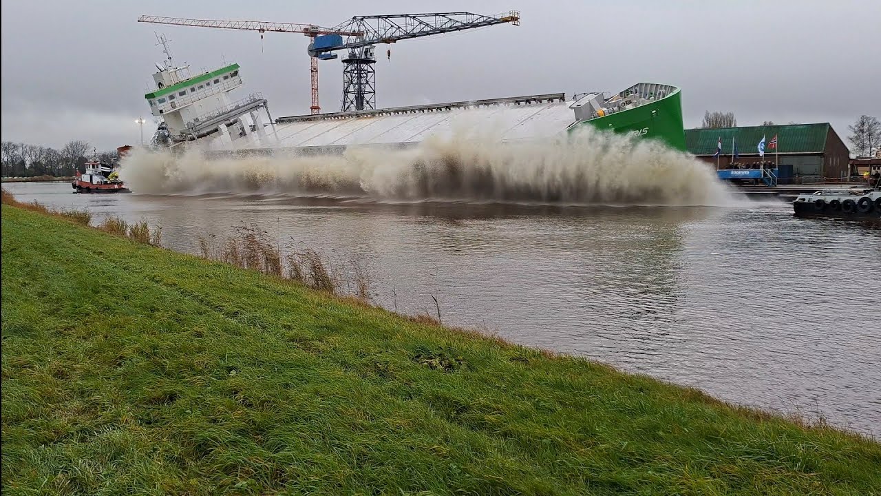 Ship HAGLAND POLARIS  Big Launch @Royal bodewes Met natte voetjes aan de overkant
