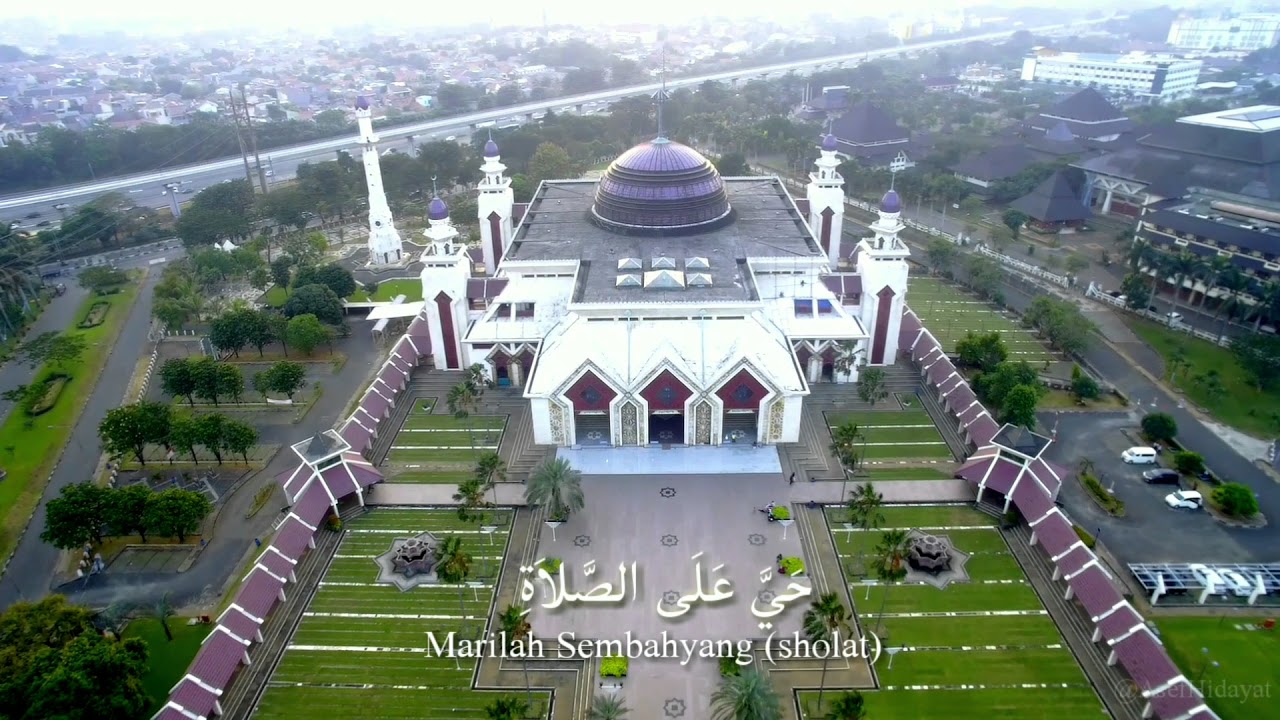 Adzan Maghrib Masjid Agung At-Tin Jakarta Timur