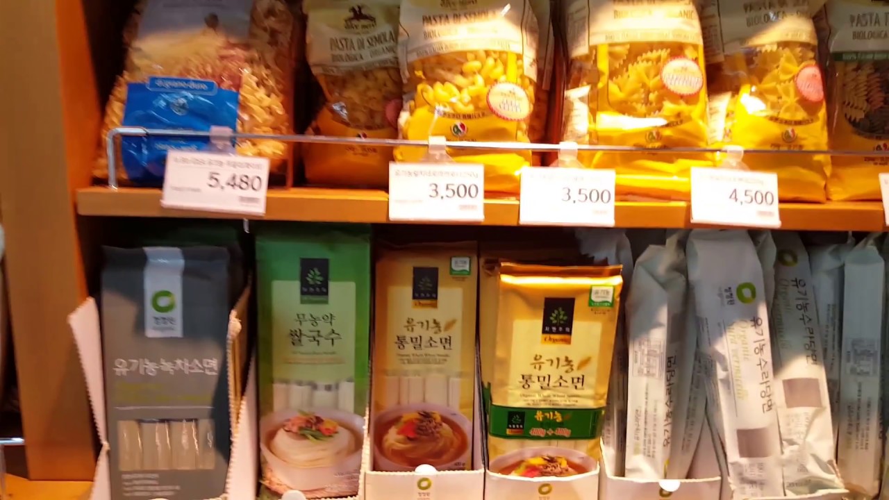 Gluten free grocery shopping in Korea (Korea Vlog 4)