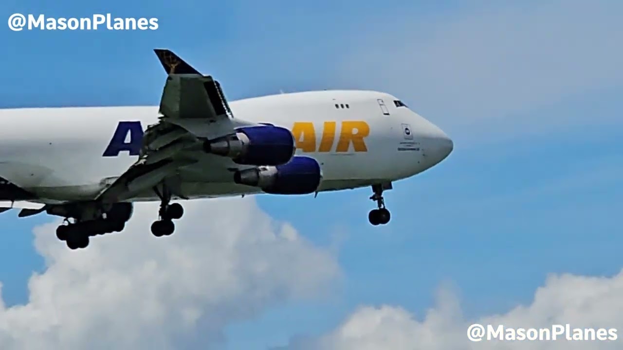 A321,A380,B747,A320 landing     05/01/2026