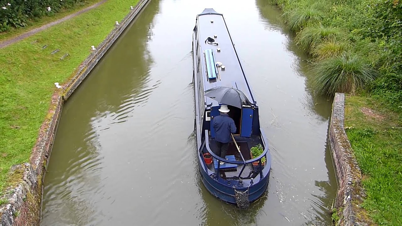 Kennet & Avon Canal walk 5 (Pewsey Wharf to Great Bedwyn)