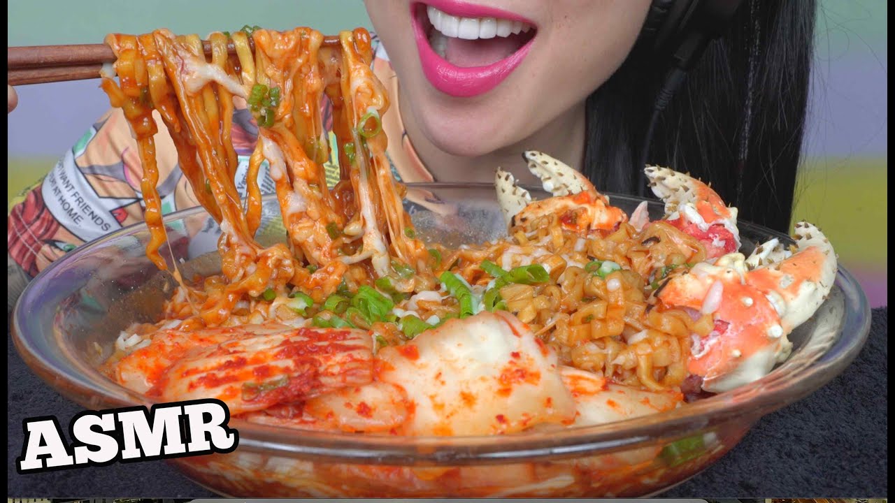 ASMR SPICY CHEESY NOODLES + KING CRAB CLAW + KIMCHI (EATING SOUNDS) NO TALKING | SAS-ASMR