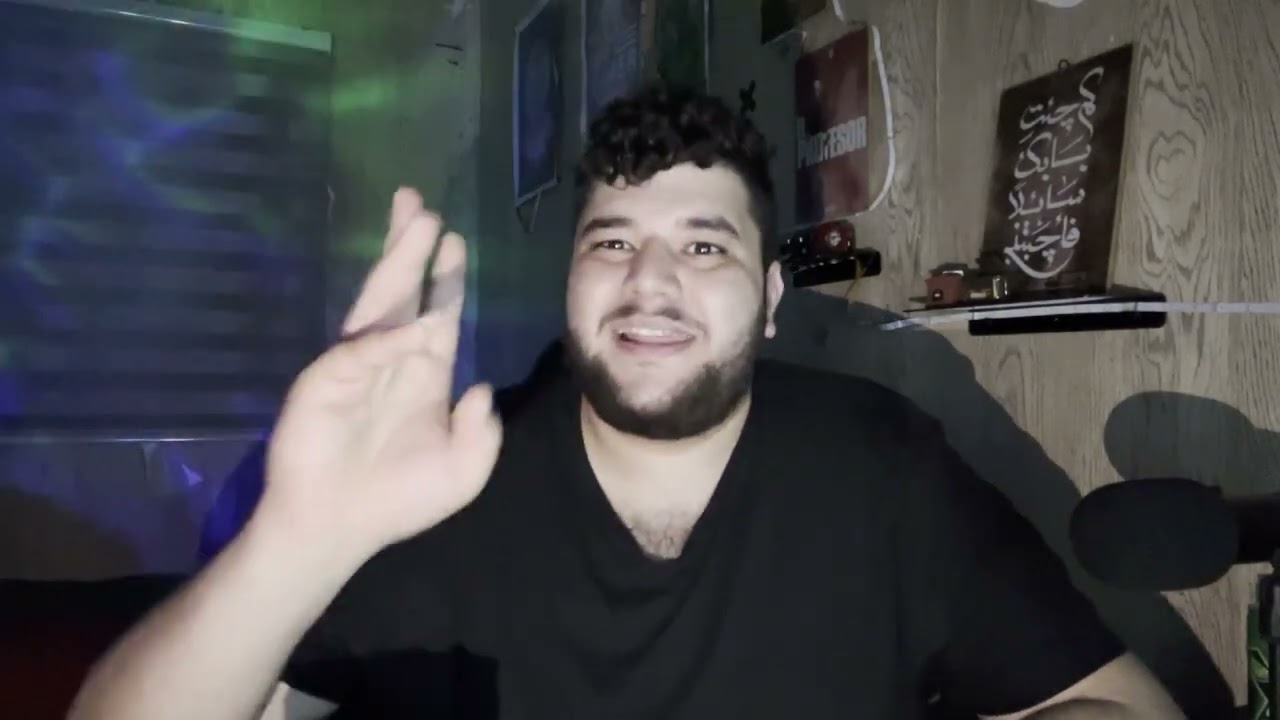 عدنا والعودو احمدُ مع الوحدات اداء سيئ جدا😒😒