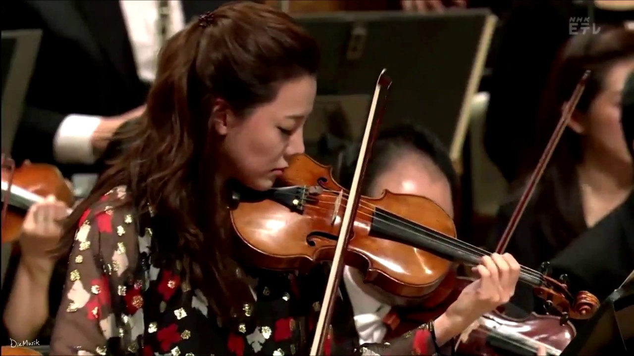 Clara-Jumi Kang: Berg, Violin Concerto