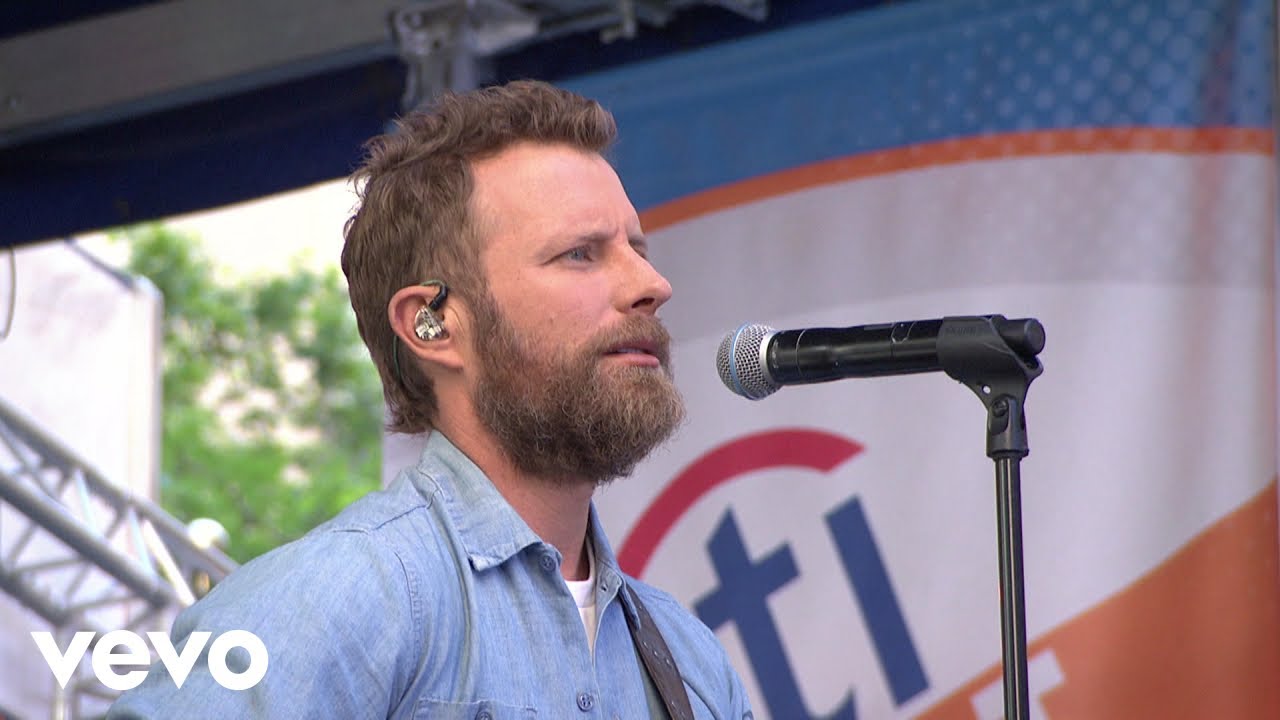 Dierks Bentley - Living (Live From The TODAY Show)
