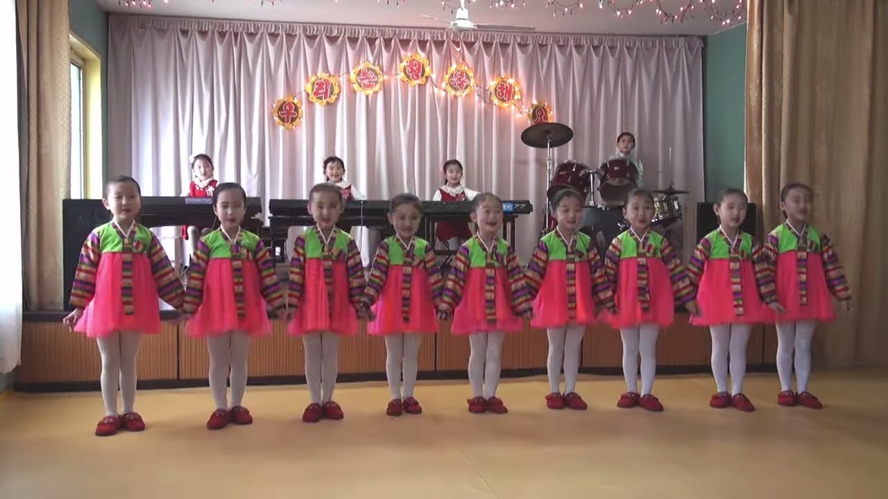 Visite d'une école en Corée du Nord